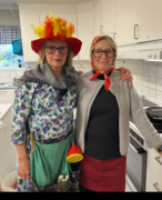 Påskkärringar på  torsdagscafeet i Hällevadsholm