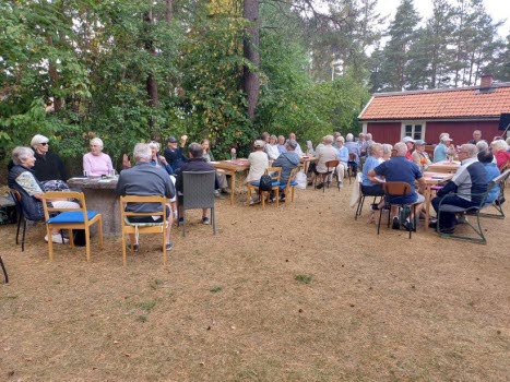 Högby hembygdsgård