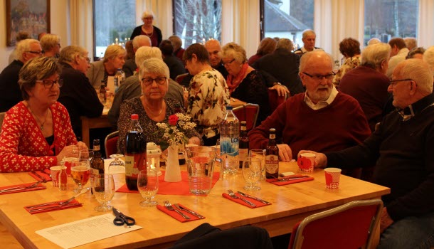 20161208 Julbord och Maria B-P och Agnes Roos