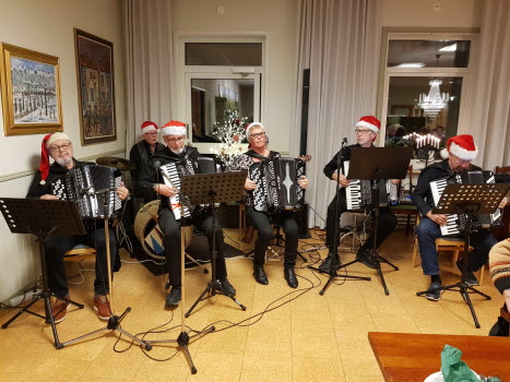 SPF Boxholm julbord på Bjursdalen