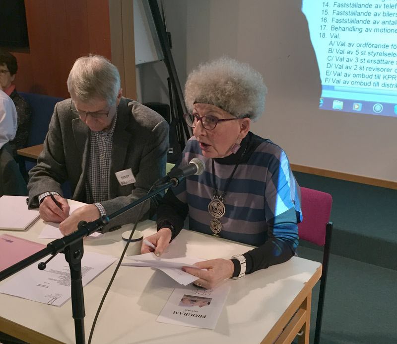 Årsmötet leds av Åsa Prytz och Bengt Bolander