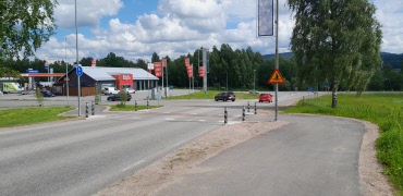 Gång- och cykelpassage vid Limsjöänget