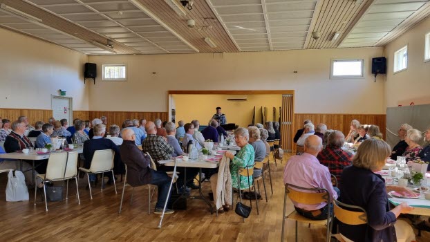 220509 Månadsmöte på Dambroängen