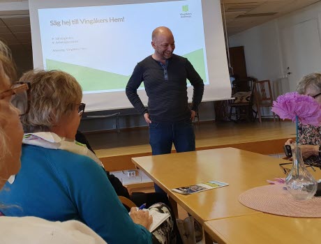 Thony Ottosson från Kommunfastigheter svarar på frågor