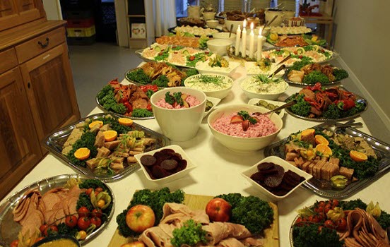 20181213 Julbord med lucia