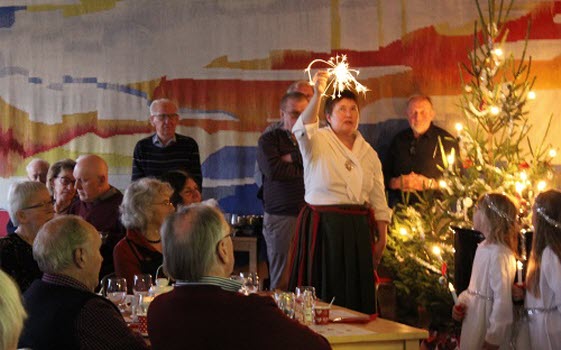 20181213 Julbord med lucia