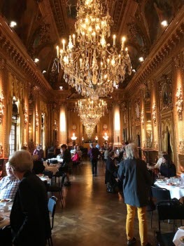 Resa Operan och Nationalmuseet