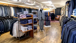 Oktober månads sponsor Sjöbergs herrmode