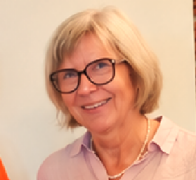 Elisabeth Edland som berättar om sin tid som tjänsteman på EU.