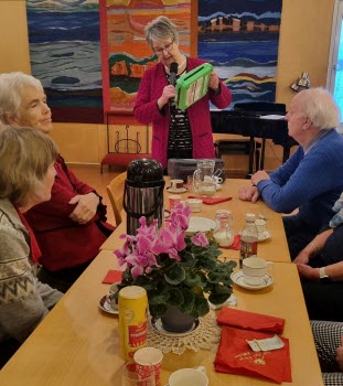 231204 Månadsmöte, Allsångs kören.