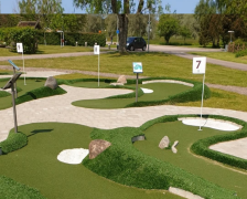Spela minigolf i Ryssby!