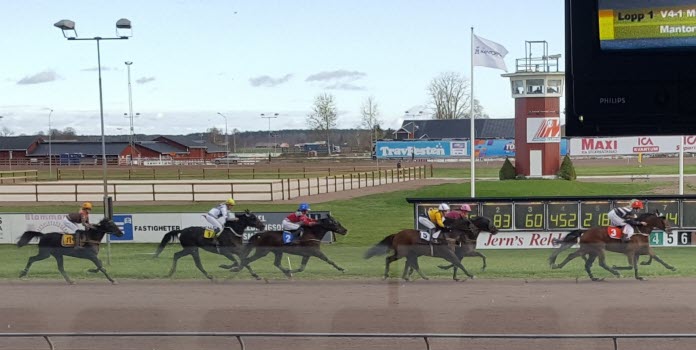 Gunnes väskor, Mantorps travbana och glasbruk 20181025