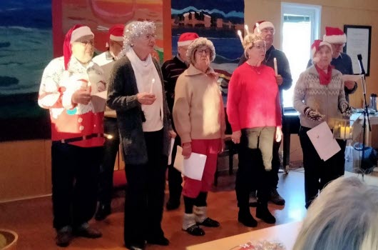 231204 Månadsmöte, Allsångs kören.