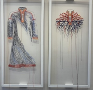 Sällskap på museum på Vårsalongen