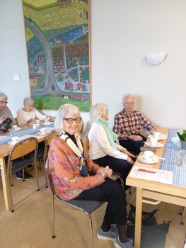 Månadsmöte april 24