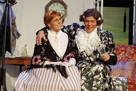 Charleys tant, teater i Vadsbro