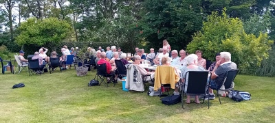 Läs sommarens program!