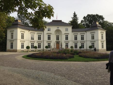 Polenresan, besök i Warzawa