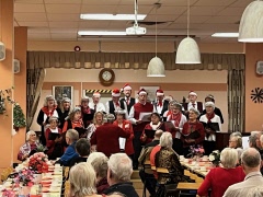 Luciatåg och Spf-kören på medlemsmöte