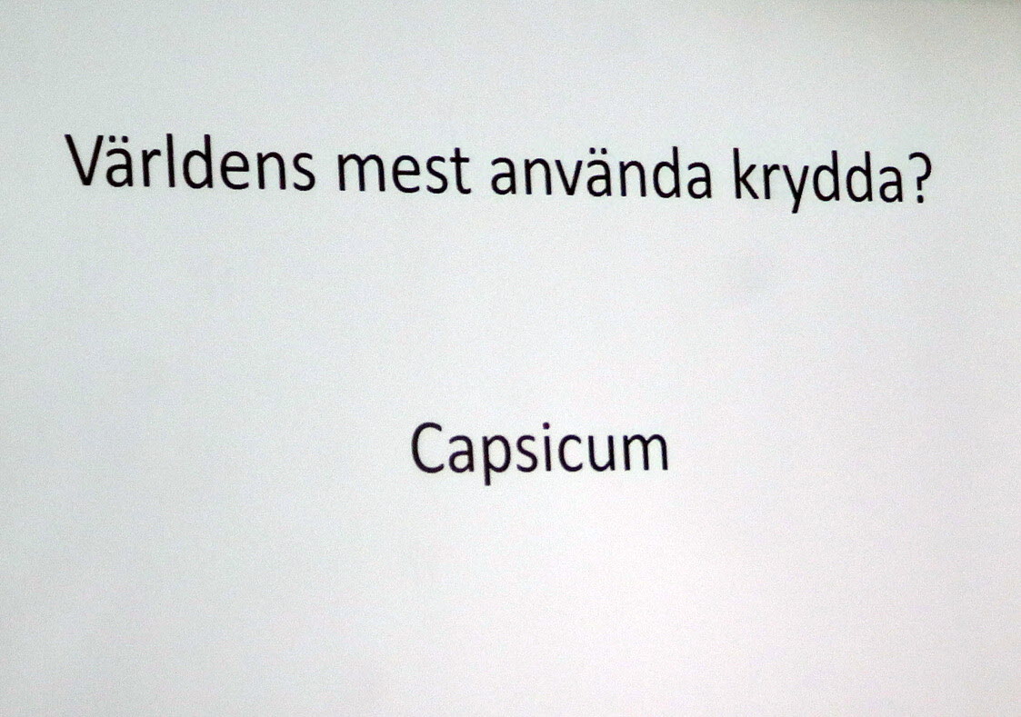 Släktet Capsicum innefattar bl.a. Cayennepeppar och Paprika