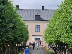 Referat från resa 6 augusti till Grönsöö och Härkeberga
