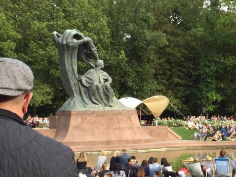 Polenesan,Bilder från Warzawad