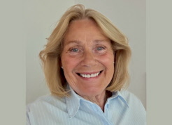 Med livserfarenhet och nyfikenhet skapar vi framtiden tillsammans!