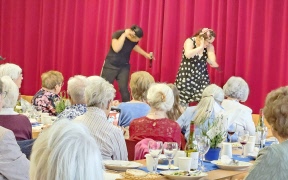 Härlig show på våravslutningen
