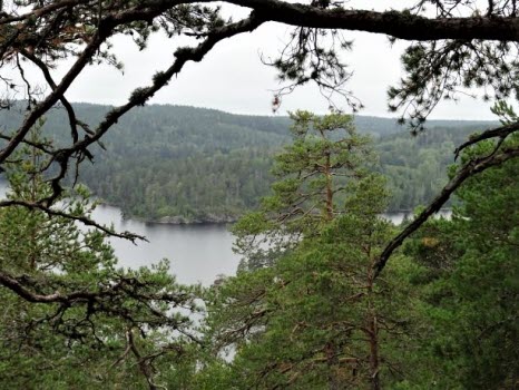 Vandring runt Ågelsjön