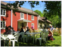 Söndag 5 Juli söndagsfika i Hällabrottet