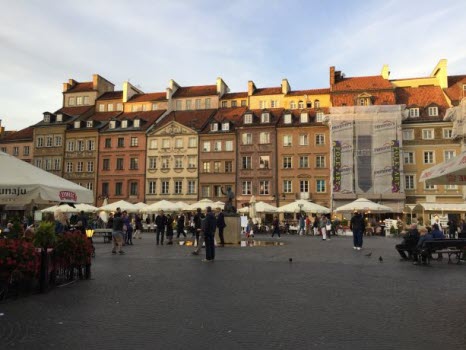 Polenresan, besök i Warszawa