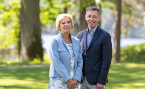 Glad midsommar önskar vi till alla medlemmar