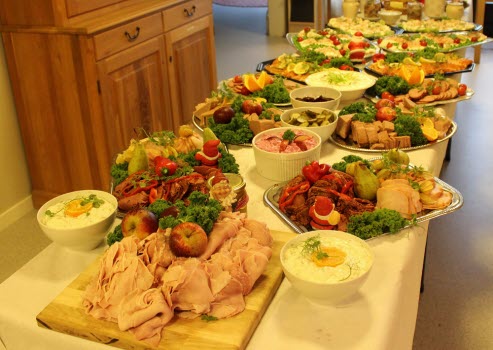 20171214 Julbord m lucia