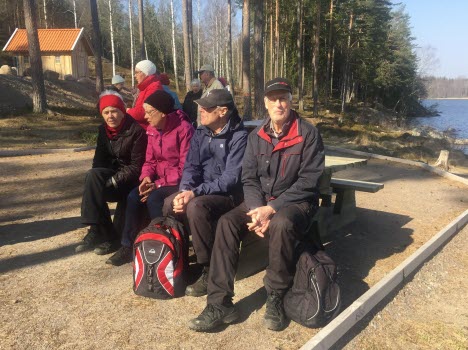 Vandring vid Gisesjön 190405