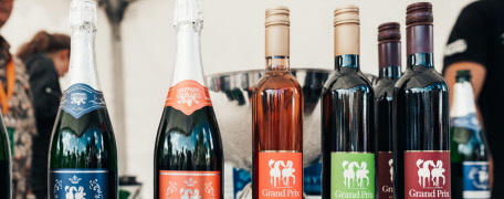 Vinfestival på Skepparps vingård juli 2025
