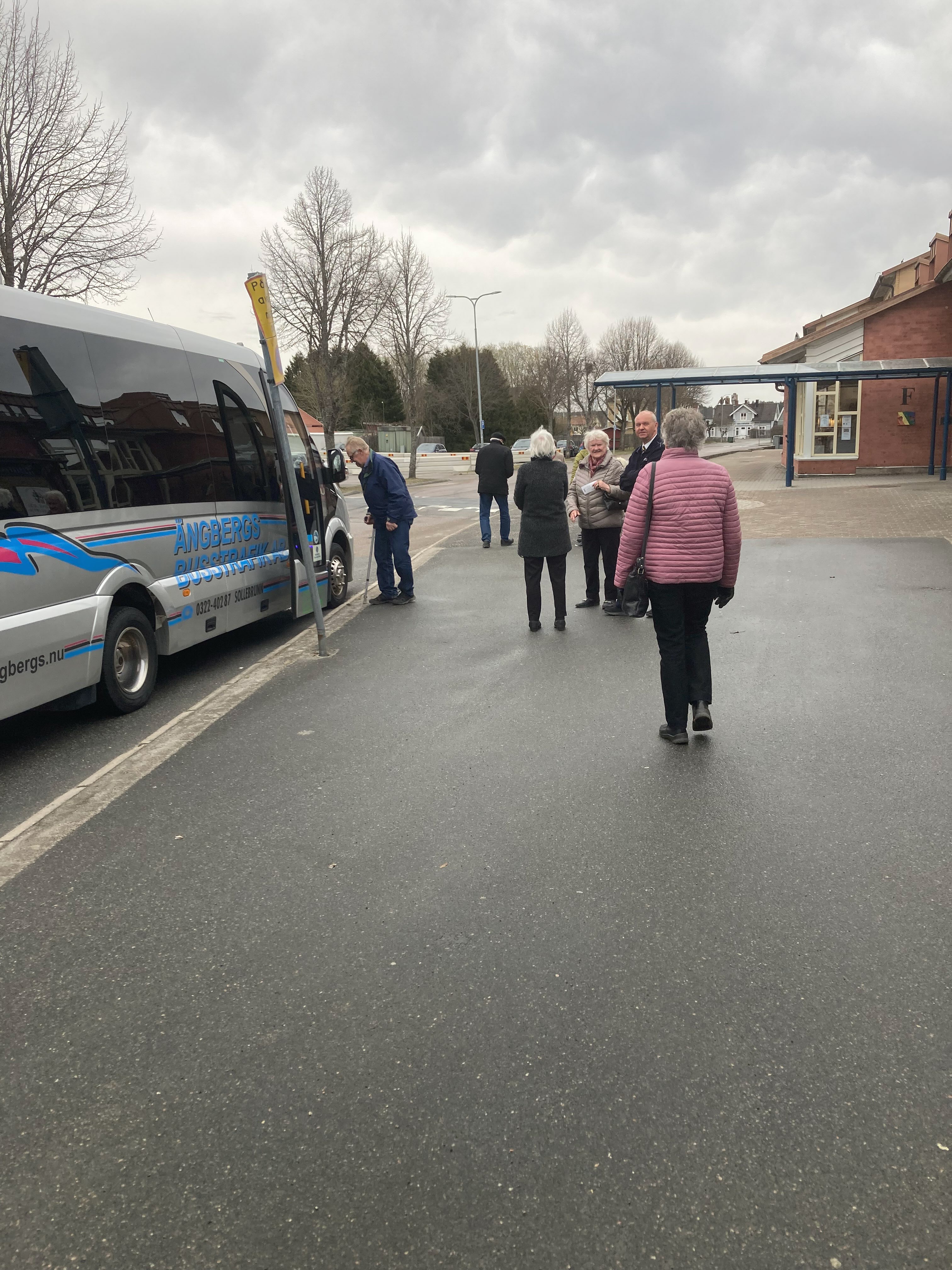 Ängbergs Buss, tryggt och säkert
