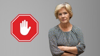 Debatt: Låt bankerna ta större ansvar för bedrägerierna