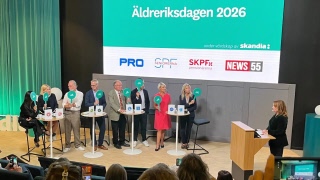 Se partiledardebatten här från Äldreriksdagen